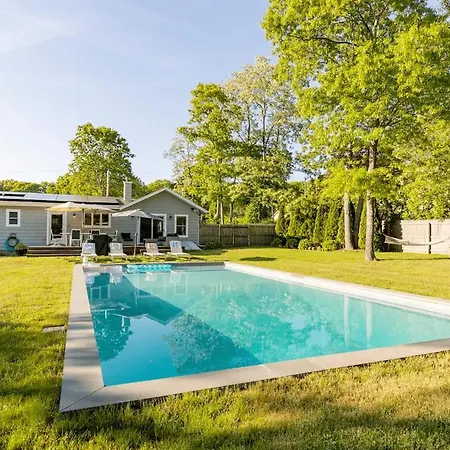 Villa Luxurious Hamptons House With Heated Pool & Grill